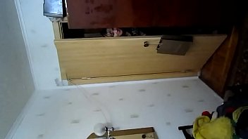 Дочь сделала любимому папочке нуру массаж и трахнулась с ним